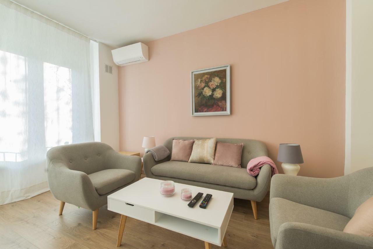 Chic And Spacious In - Patriarh Evtimiy By Flat Mаnager Apartament *