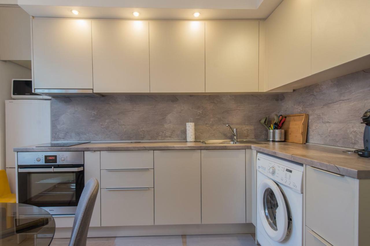Chic And Spacious In - Patriarh Evtimiy By Flat Mаnager Apartemen *